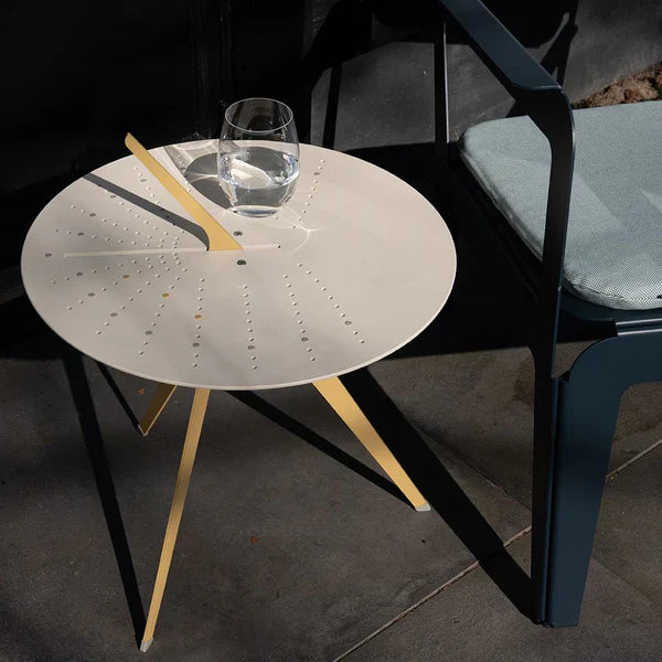 Another angle of the Sundial Table demonstrating sundial function - Australia